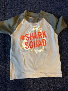 Toddler boys 3T rash guard